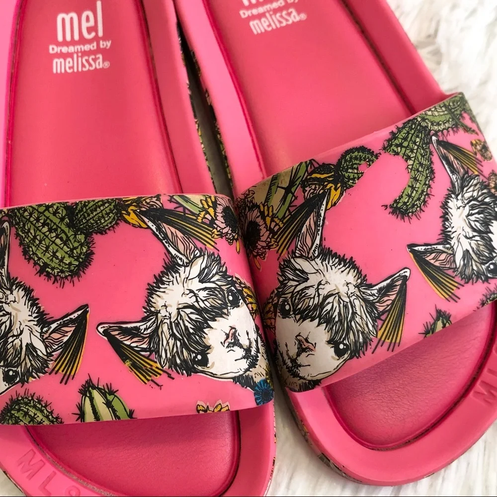 Mini Melissa vibrant pink